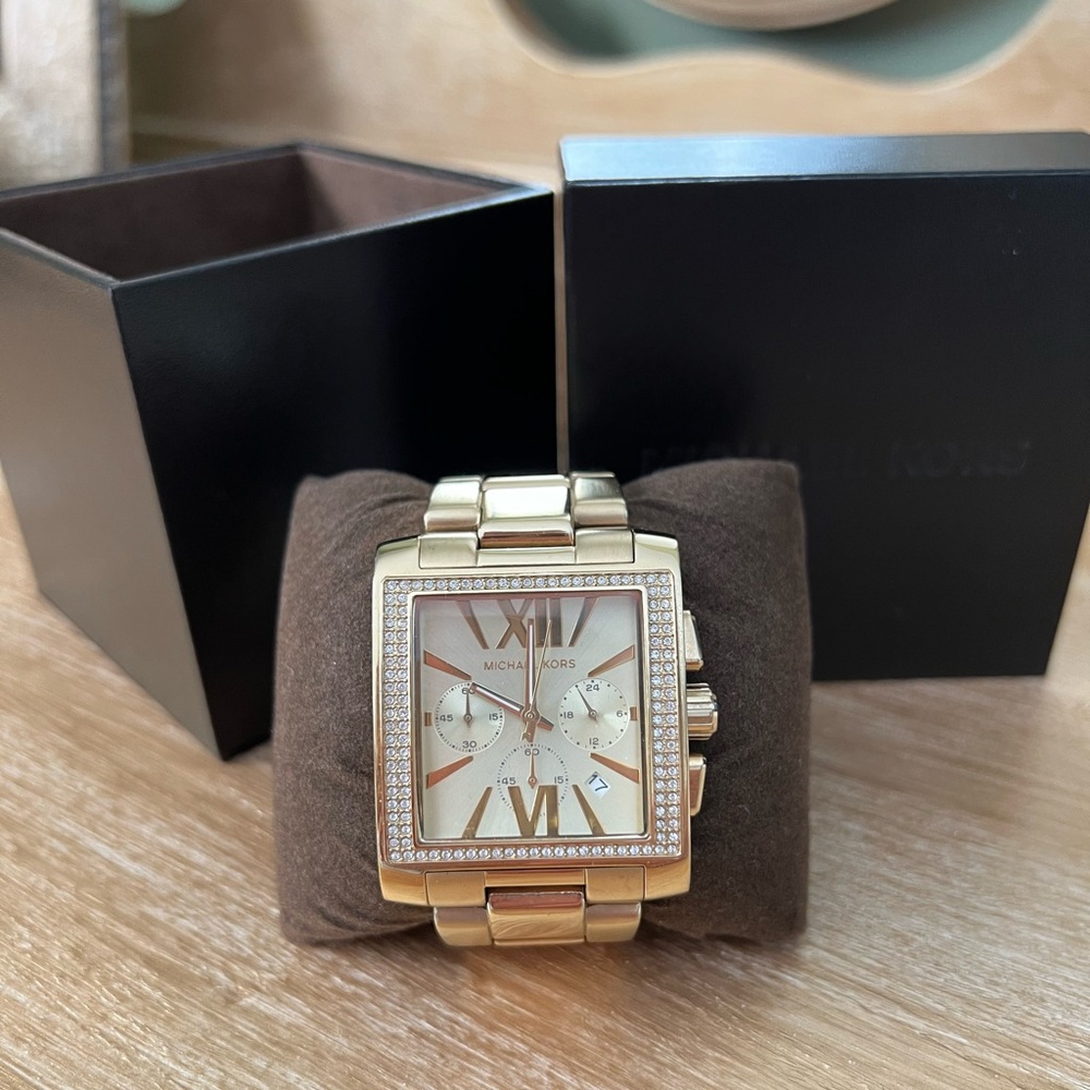 MICHAEL KORS GOLD WATCH